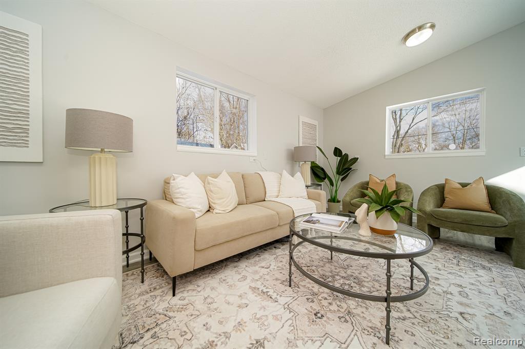 967 KEITH Street, Oxford, MI 48371 — Photo 35