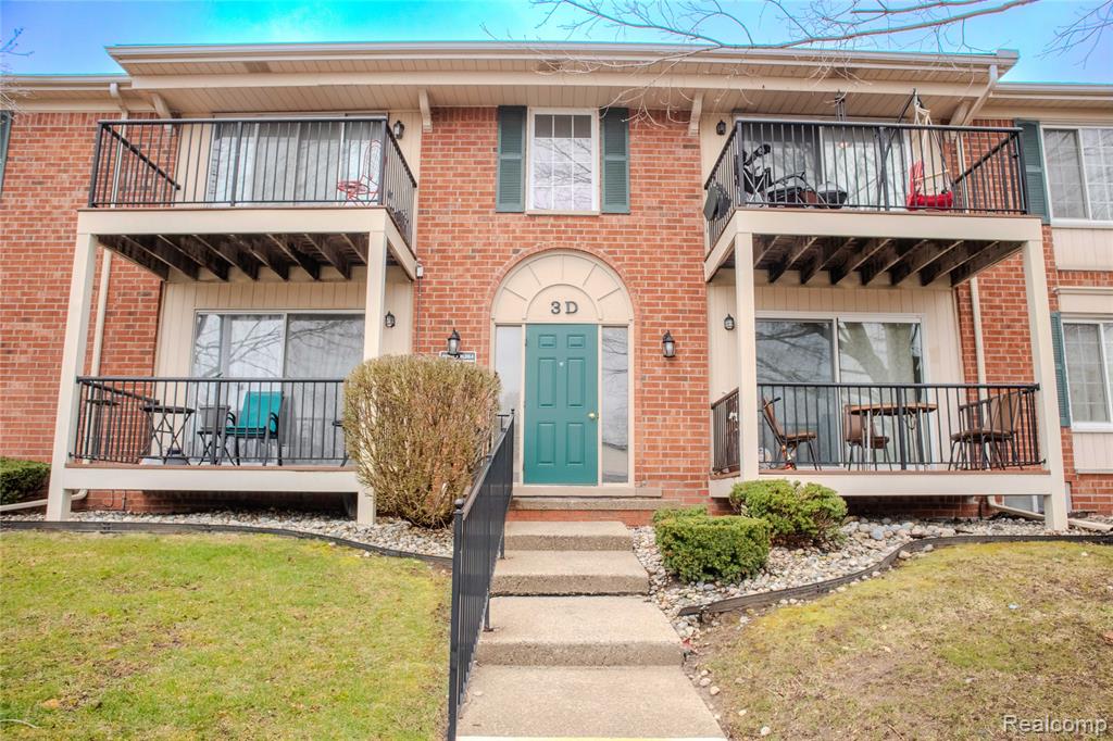 12025 Ina Drive, 98, Sterling Heights, MI 48312