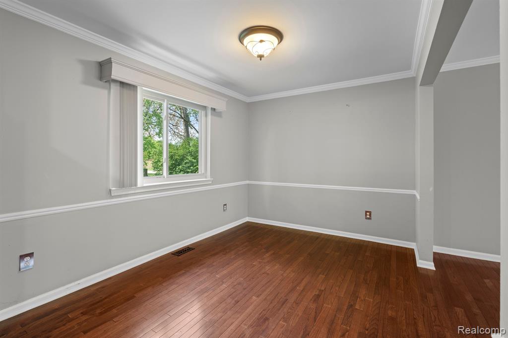 50631 NEWCASTLE Drive, Chesterfield, MI 48047 — Photo 14