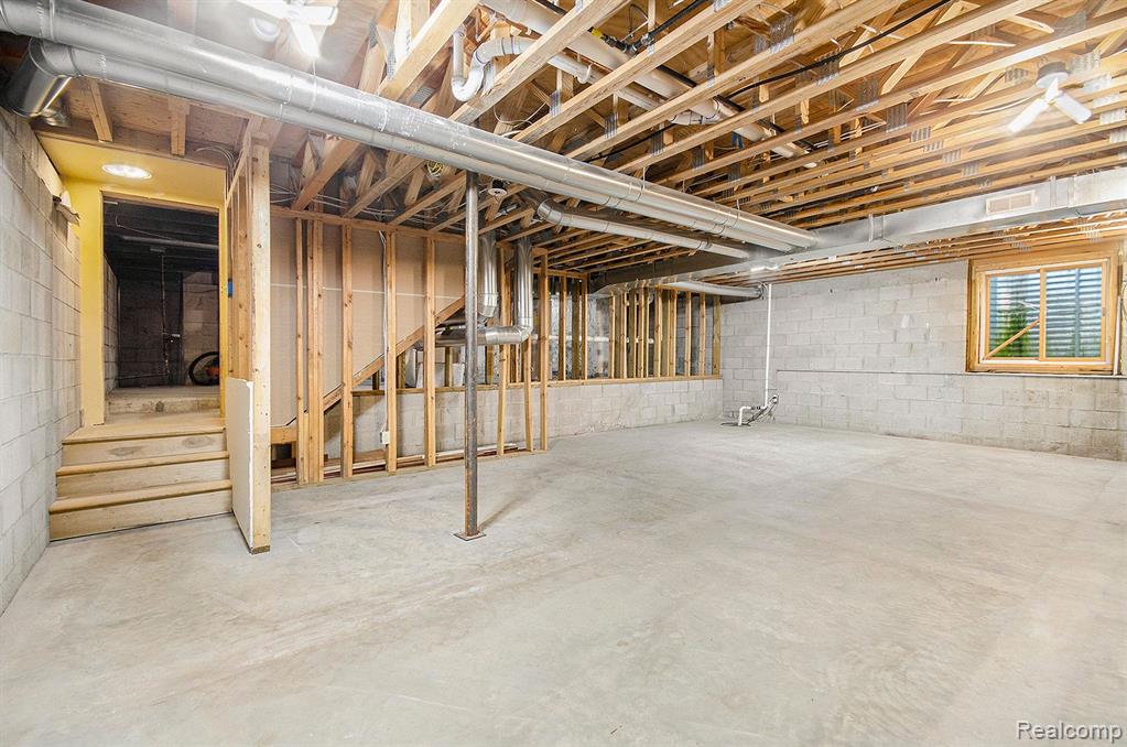 526 5TH Street, Ann Arbor, MI 48103 — Photo 17