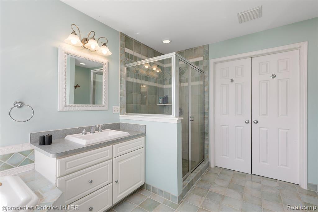 49730 8 MILE Road, Northville, MI 48167 — Photo 28