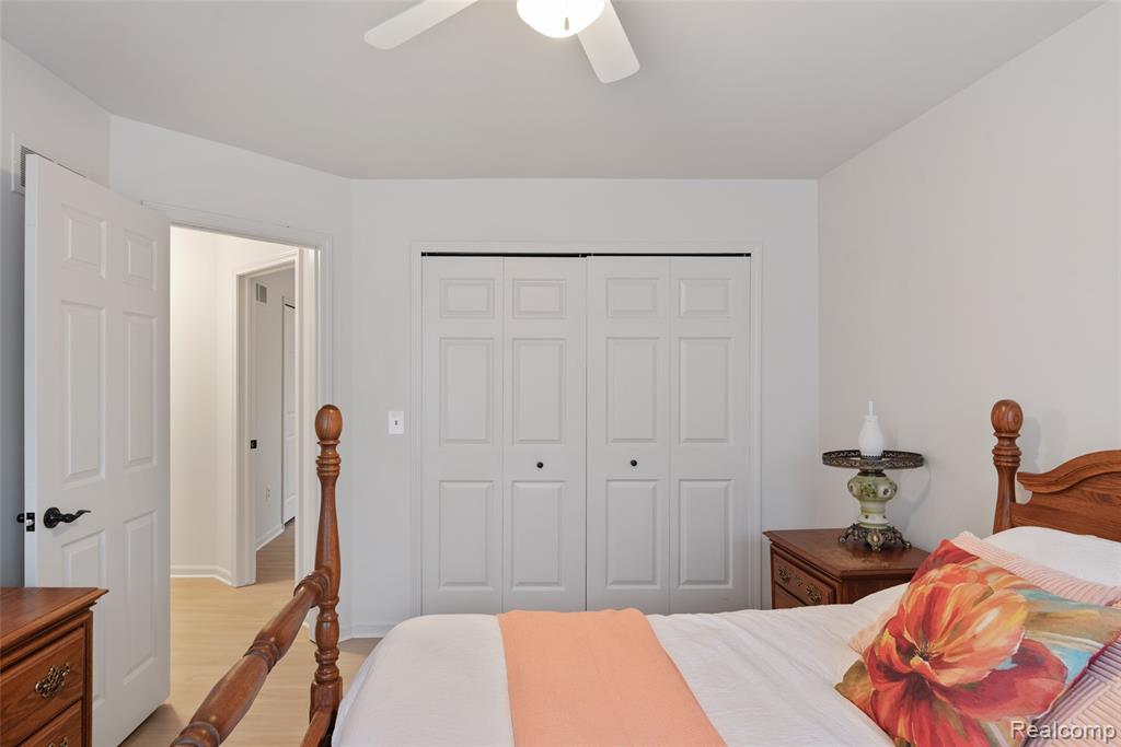 4325 Heatherstone Drive, Waterford, MI 48329 — Photo 30