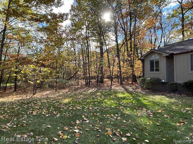 7453 Pepper Creek, West Bloomfield, MI — Photo 21