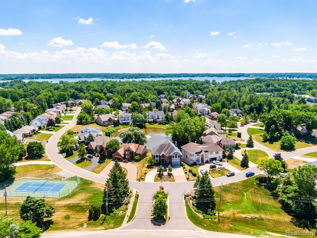 4425 ISLAND VIEW Drive, Waterford, MI 48328 — Photo 74