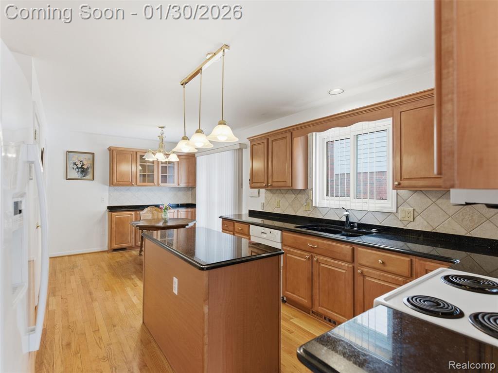 43579 Inglenook Court, 38, Sterling Heights, MI 48314 — Photo 16