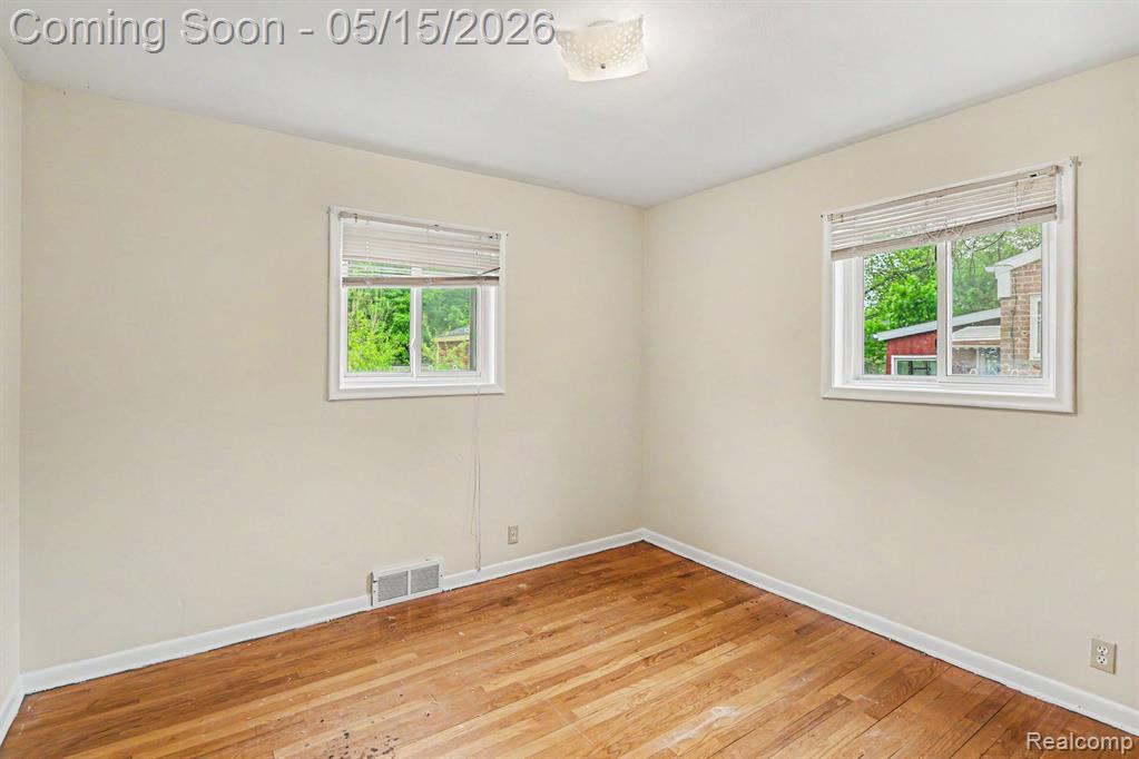 1104 Marion Drive, Holly, MI 48442 — Photo 12