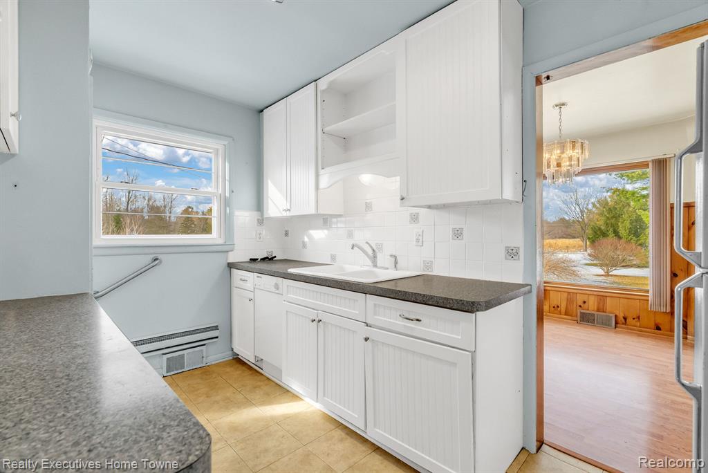 7305 Big Hand Road, St. Clair, MI 48079 — Photo 17