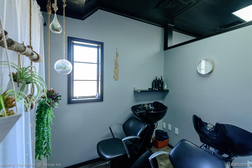 573 E Huron River Drive, Belleville, MI 48111 — Photo 28