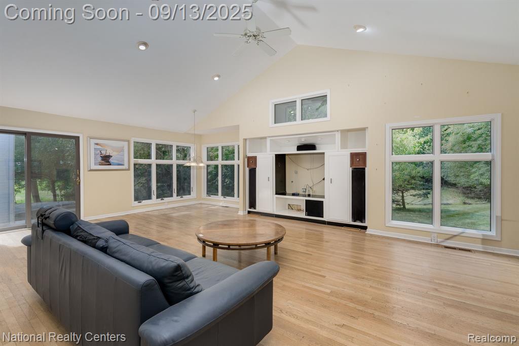 5118 Vincennes Court, Bloomfield Hills, MI 48302 — Photo 25