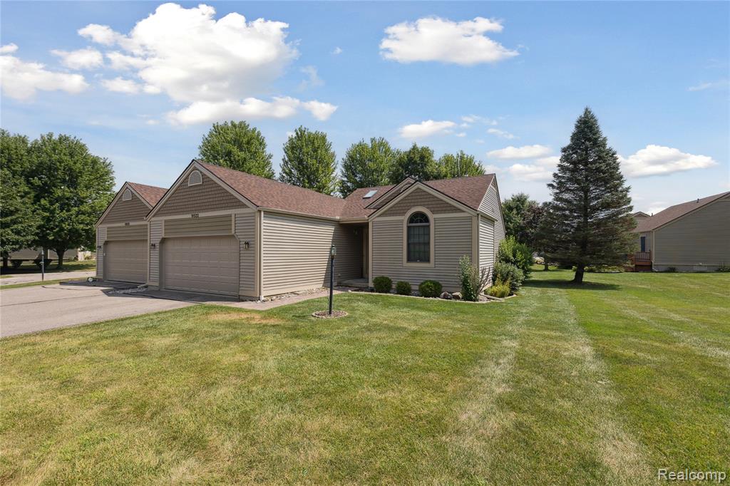 9522 Weeping Cherry Court, Davison, MI 48423 — Photo 3
