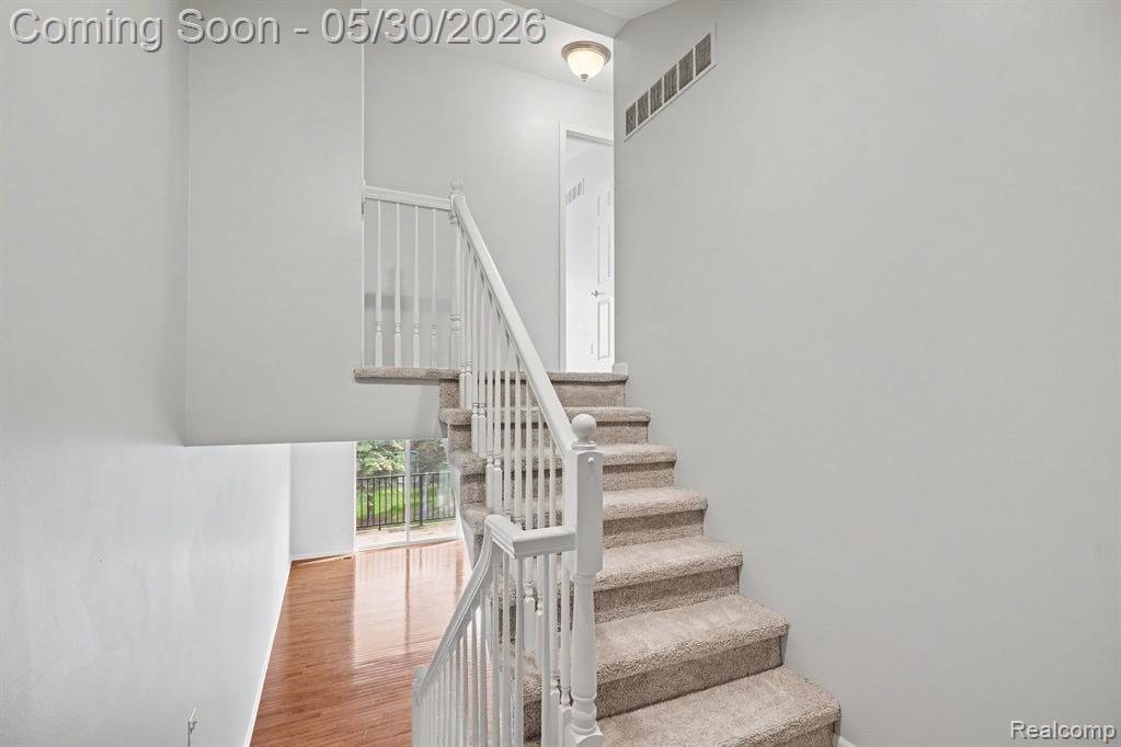 776 PAINT CREEK Drive, Troy, MI 48085 — Photo 13