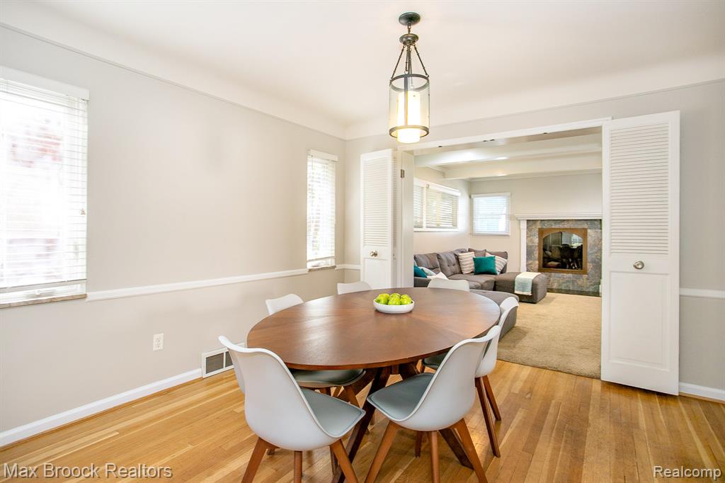 26015 ALLOR Avenue, Huntington Woods, MI — Photo 10