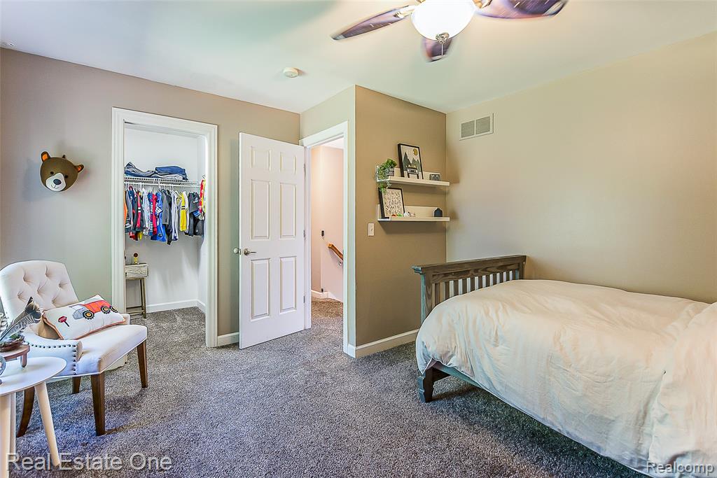 7155 Campbell Mills Court, Brighton, MI 48116 — Photo 45