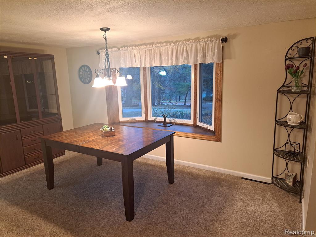 1911 NE Kinmount Drive E, Orion, MI — Photo 4