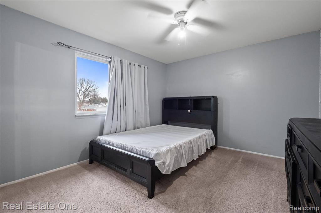 4469 Ardmore Drive, Sterling Heights, MI 48310 — Photo 21