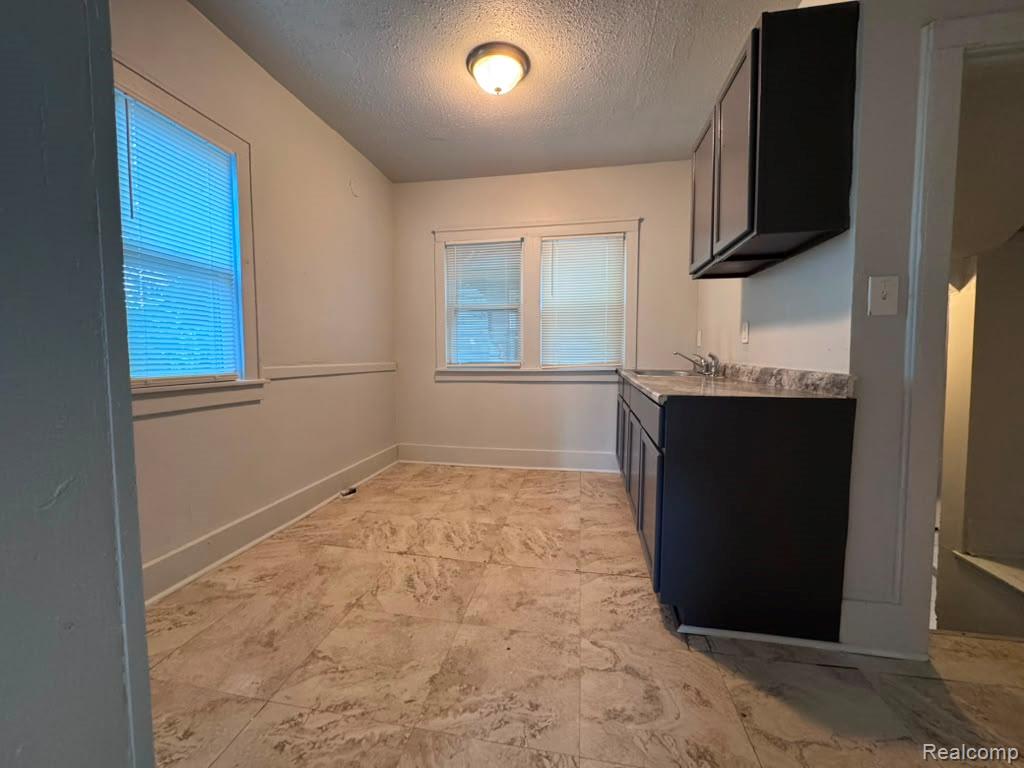 2474 Fullerton Street, Detroit, MI 48238 — Photo 8