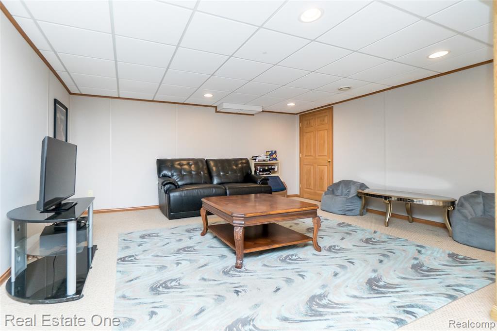 4575 Fairway Court, Waterford, MI 48328 — Photo 64