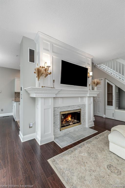 49573 DONOVAN Boulevard, Plymouth, MI 48170 — Photo 11