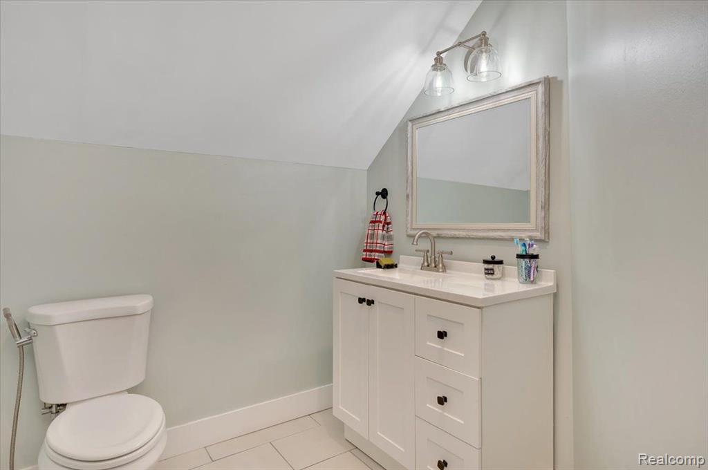 735 N MAIN Street, Almont, MI 48003 — Photo 18