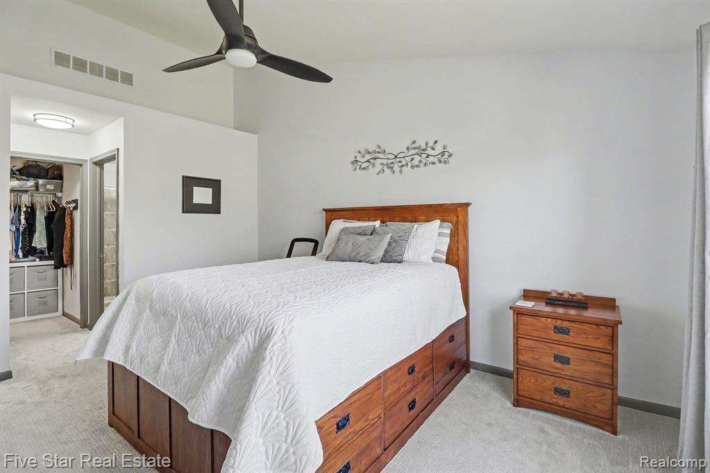 153 S Vista, Auburn Hills, MI 48326 — Photo 18