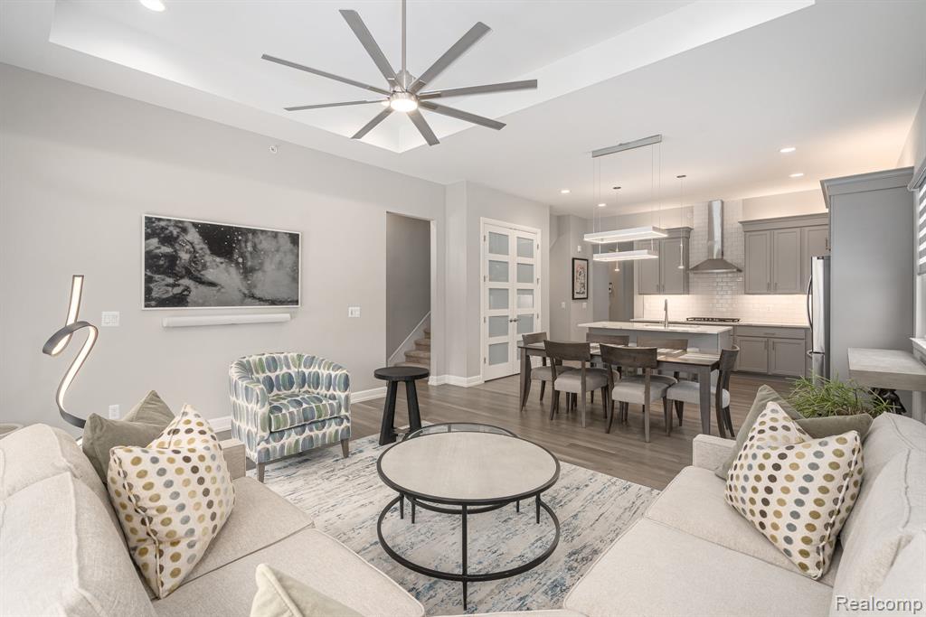 7484 Gramercy Circle, West Bloomfield, MI — Photo 17