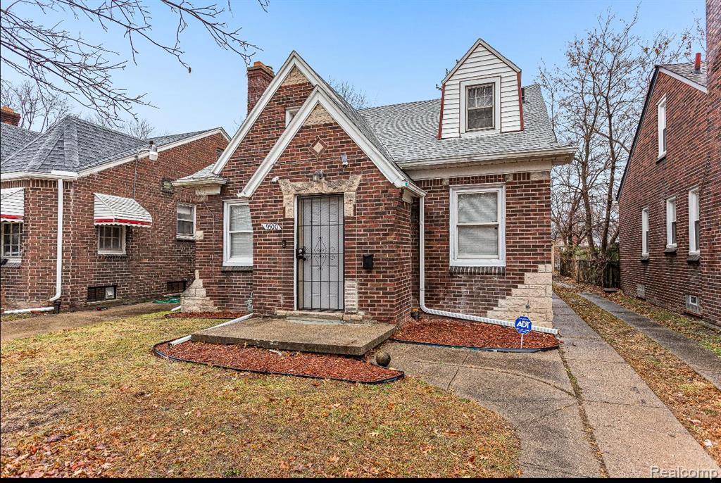 9500 Lakepointe Street, Detroit, MI 48224 — front exterior