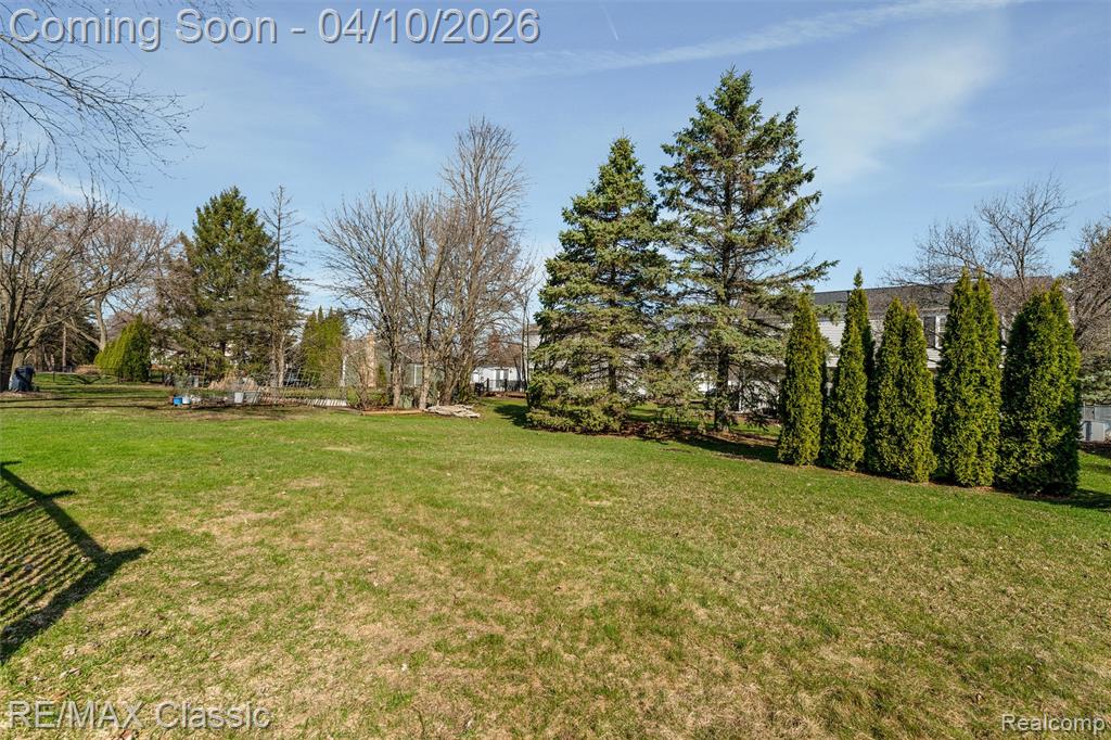44640 Yorkshire Drive, Novi, MI — Photo 40