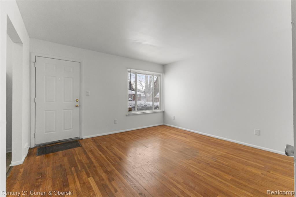 4994 Campbell Street, Dearborn Heights, MI 48125 — Photo 7