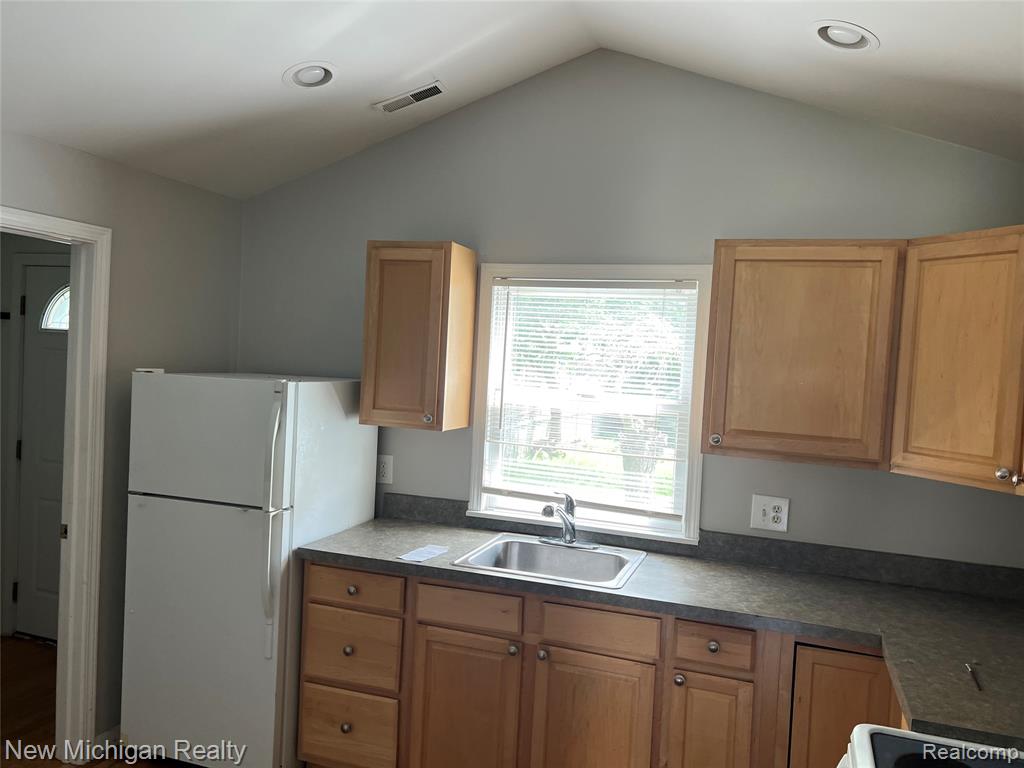 5659 CLIPPERT Street, Dearborn Heights, MI 48125 — Photo 19