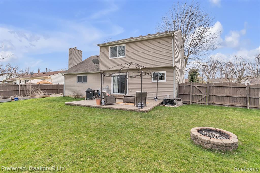 48932 CELESTE Street, Chesterfield, MI — Photo 42