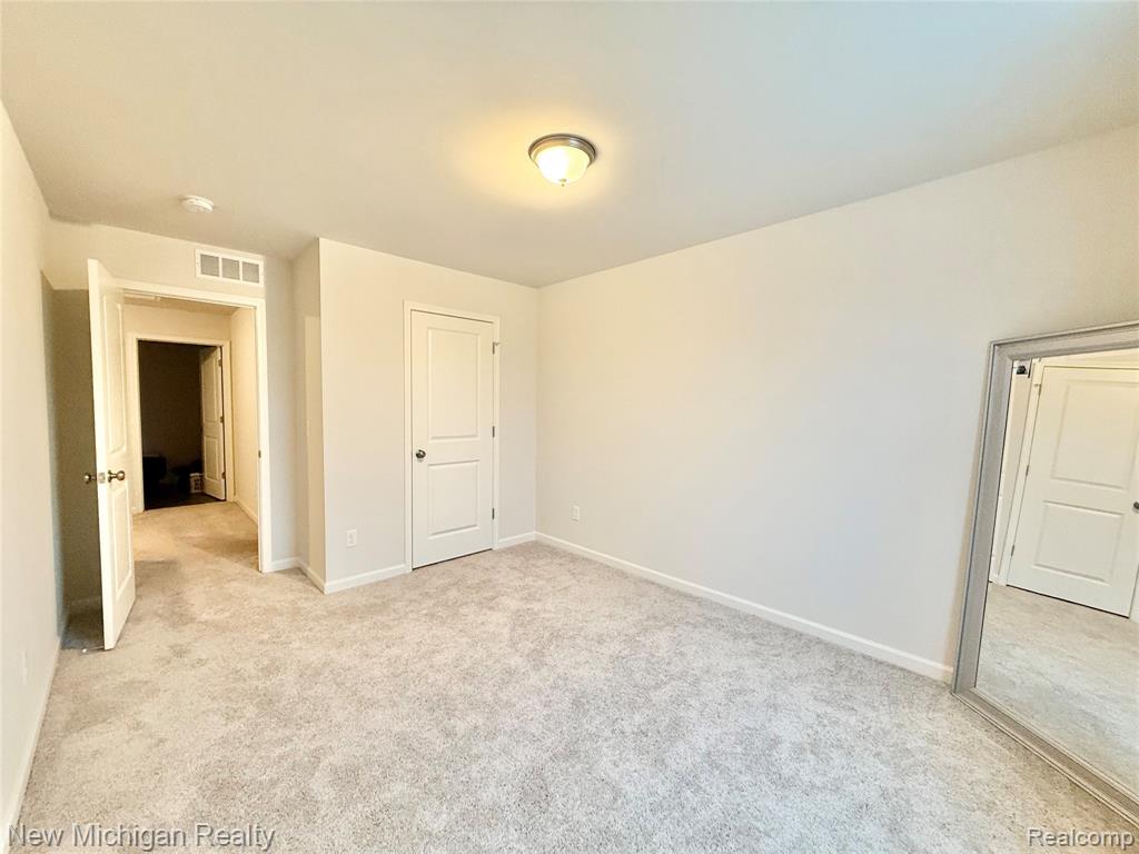 6079 Regency Drive, Burton, MI 48519 — Photo 22