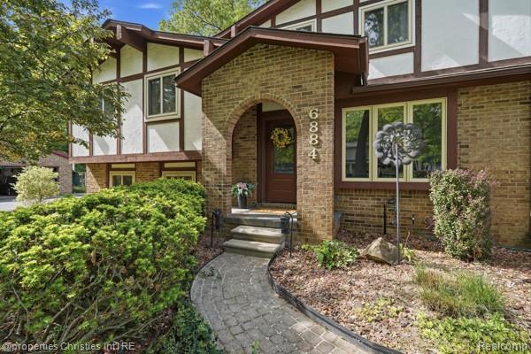 6884 Aeroview Street, West Bloomfield, MI 48324 — Photo 3