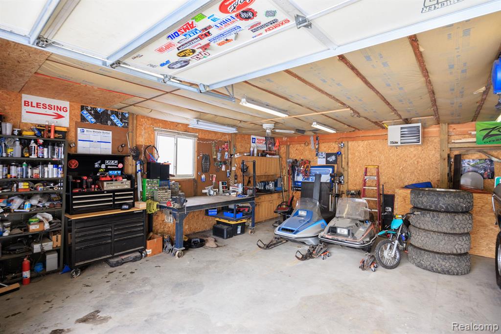 4852 MEADOWBROOK Lane, Lake Orion, MI — Photo 41