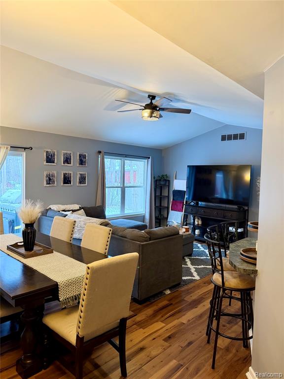 8645 Country Club Drive, Pinckney, MI 48169 — Photo 10