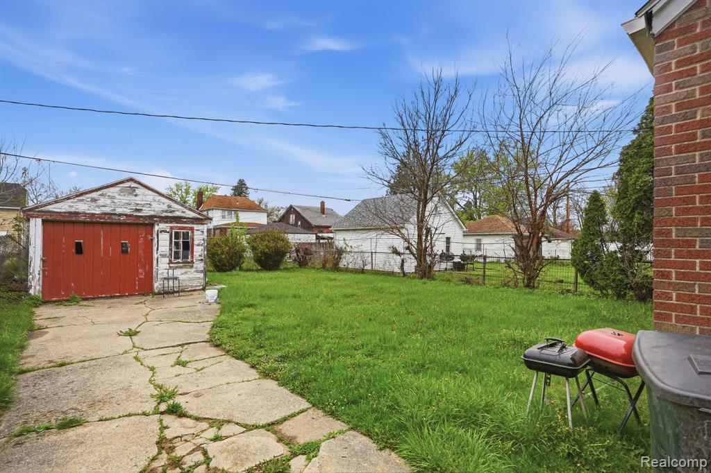 11421 Engleside Street, Detroit, MI 48205 — Photo 35