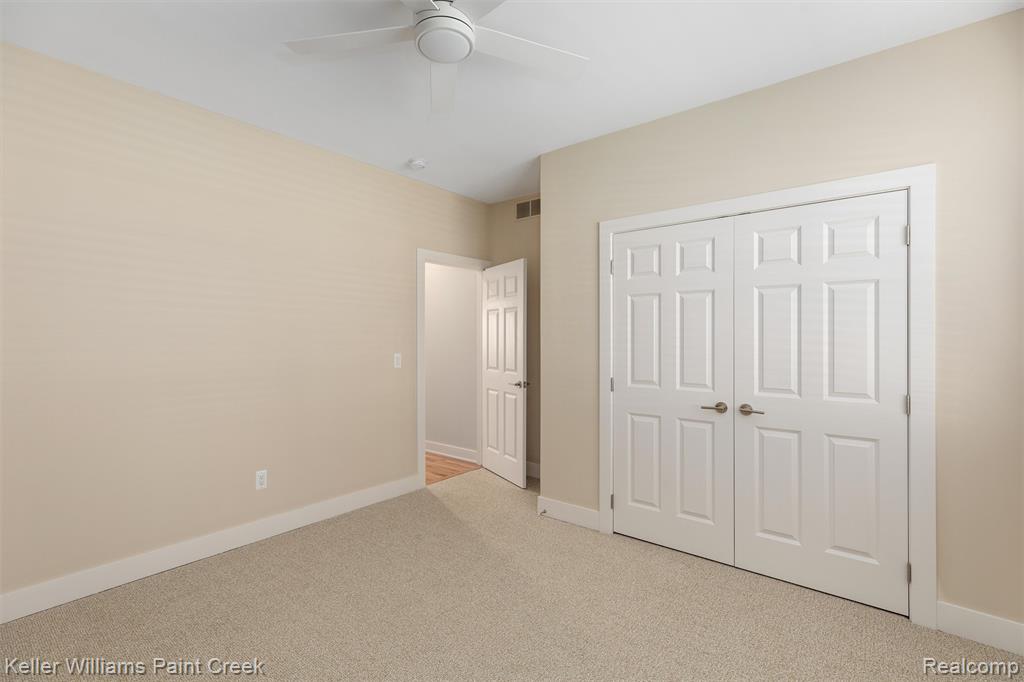 7955 Jordan Drive, Waterford, MI 48327 — Photo 33