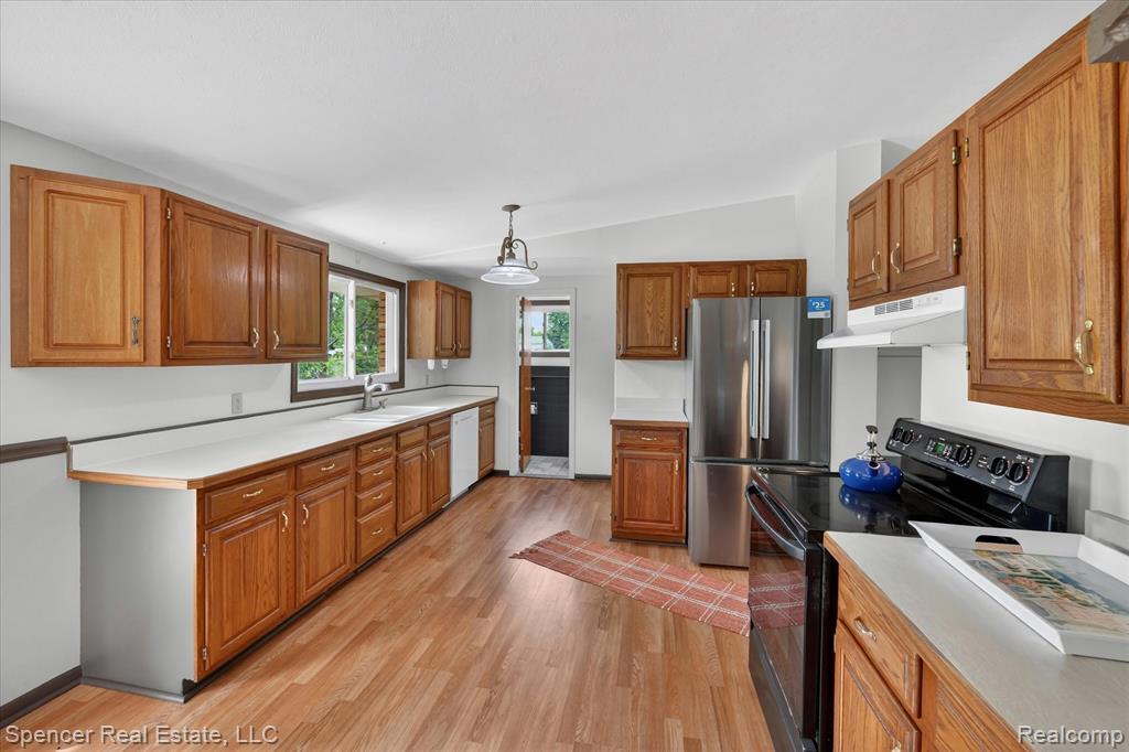4378 Grange Hall Road, Holly, MI 48442 — Photo 16