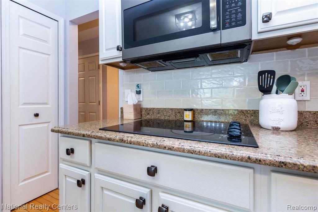 46694 Crosswick, Canton, MI 48187 — Photo 18