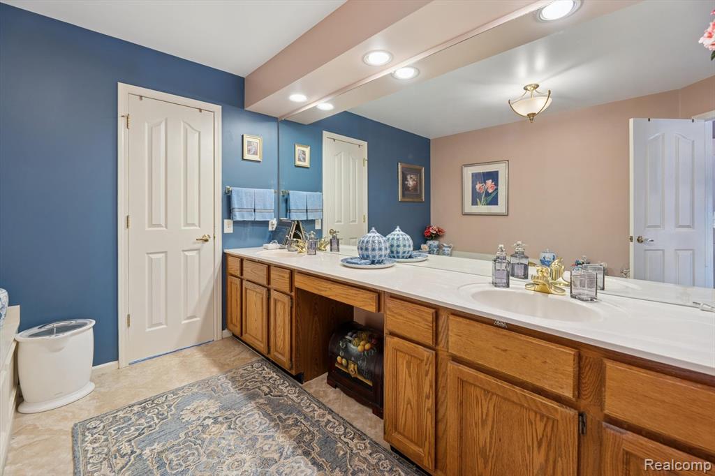 39435 Village Run Drive, Northville, MI 48168 — Photo 27