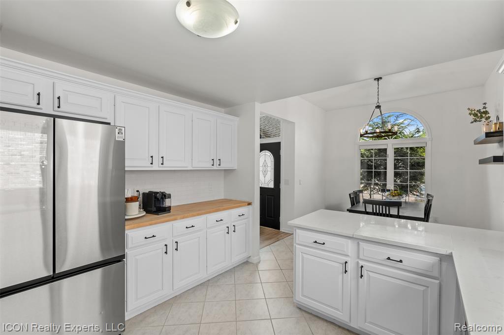 52542 Westcreek Drive, Macomb, MI 48042 — Photo 13