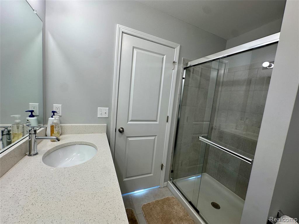 2500 Normandy Road, Royal Oak, MI, 48073