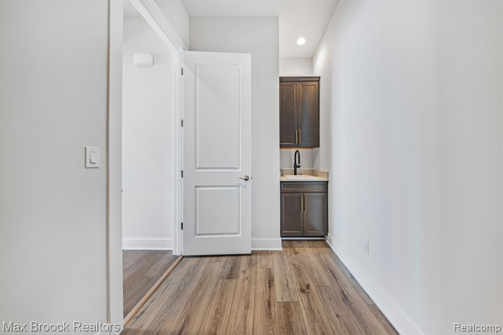 5636 Suffolk Court, West Bloomfield, MI — Photo 31