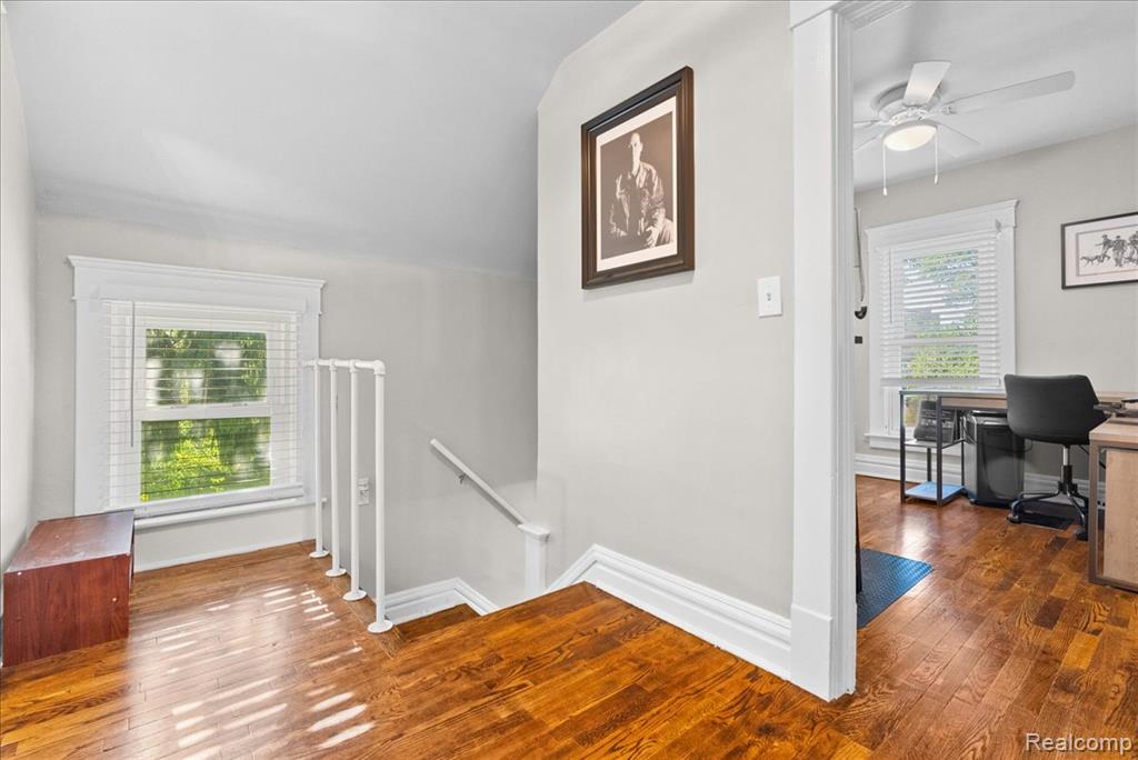 726 W Willow Street, Lansing, MI 48906 — Photo 15