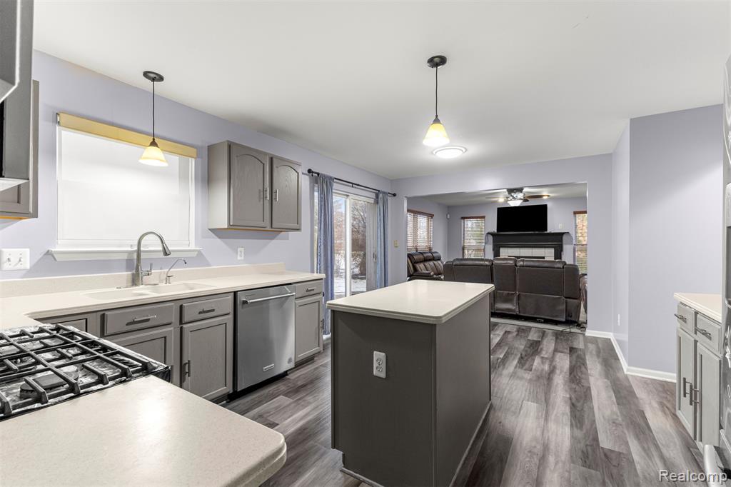 6950 Anna Drive, Van Buren, MI 48111 — Photo 11