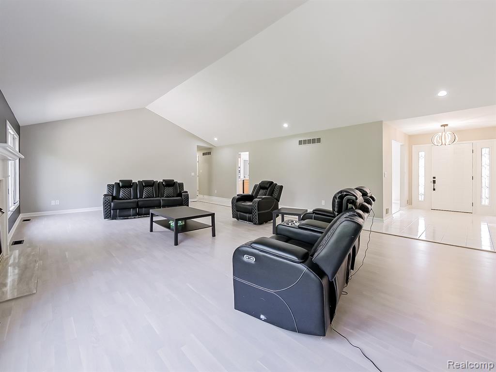 49202 Cheshire Lane, Canton, MI 48187 — Photo 38