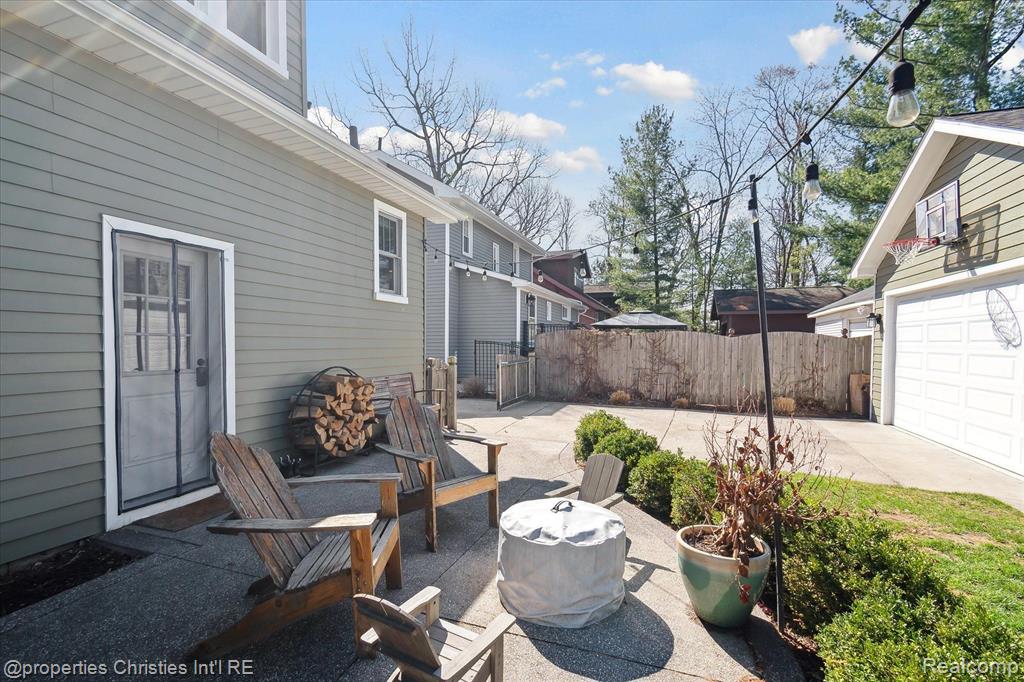 712 S LAUREL Street, Royal Oak, MI 48067 — Photo 41
