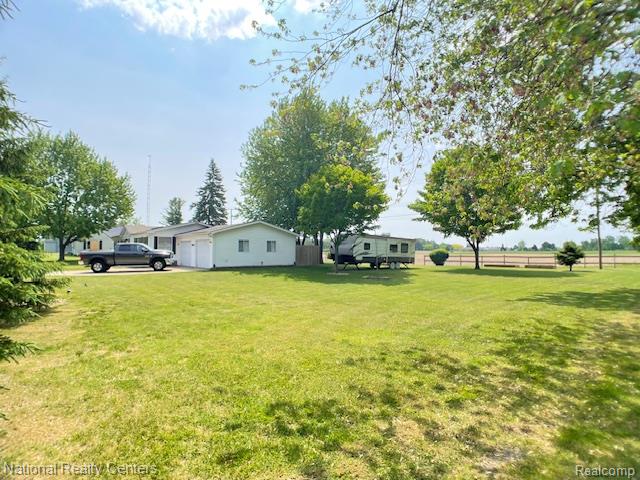 2538 Parrott Street, Deckerville, MI 48427 — Photo 5