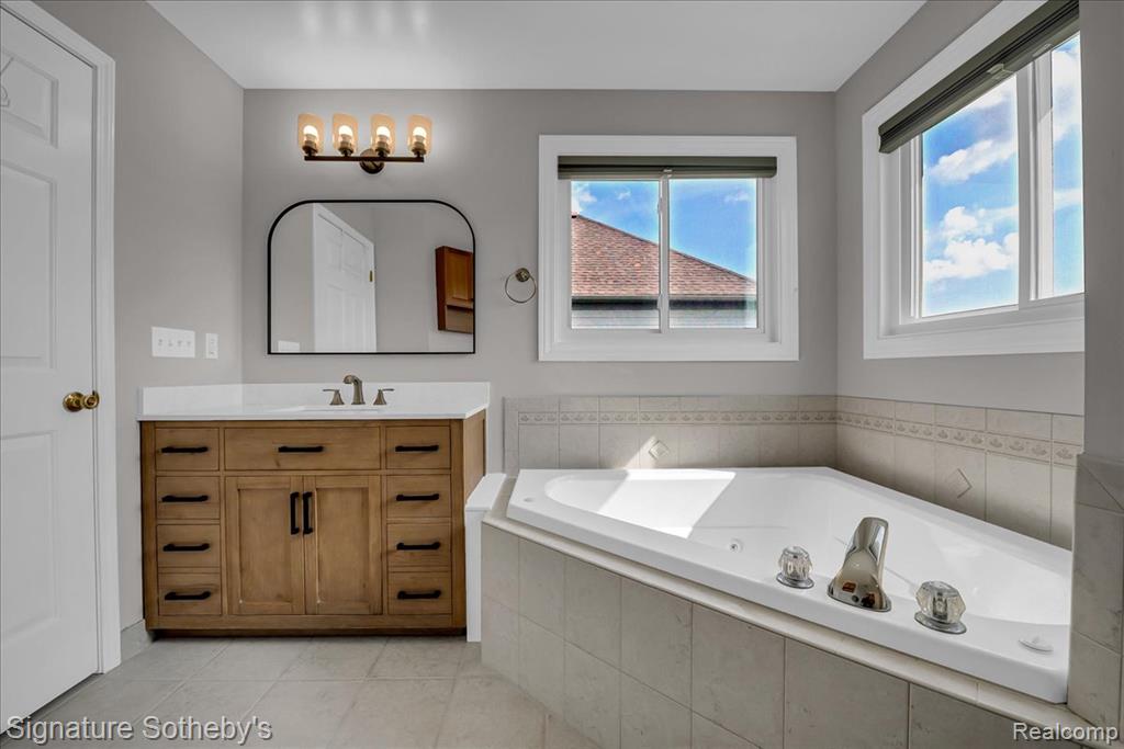 50388 Nantwich Drive, Macomb, MI 48044 — Photo 19