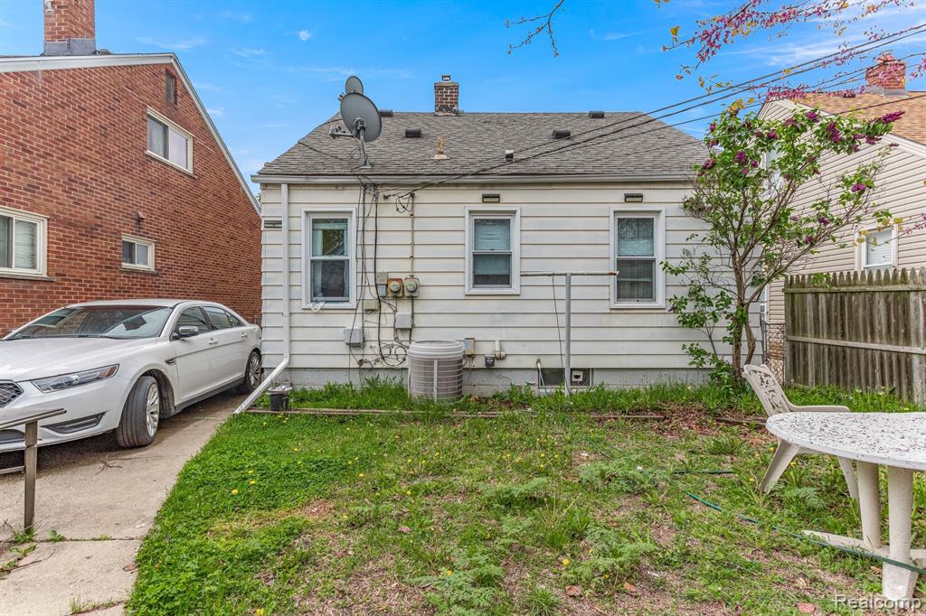 4944 HELEN Street, Dearborn, MI 48126 — Photo 25