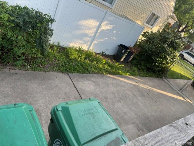 6836 Deering Street, Garden City, MI — Photo 36